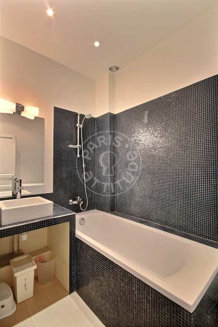 Salle de bain Appartement meublé - 102m²  - 3 chambres - La Muette / Bois de Boulogne - Paris