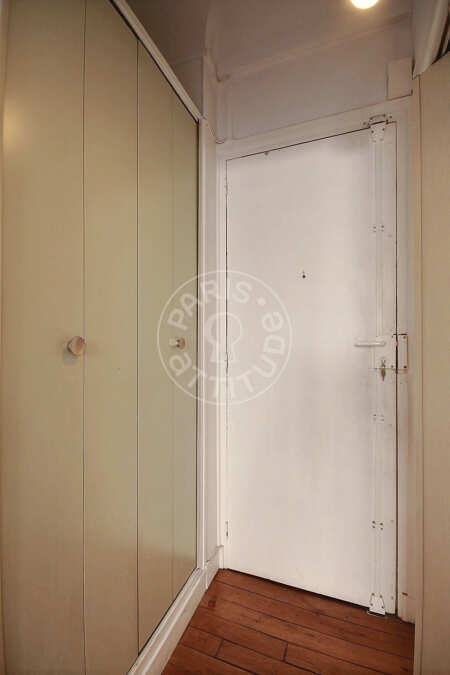 Entrée Studio meublé - 16m²  - Convention - Paris