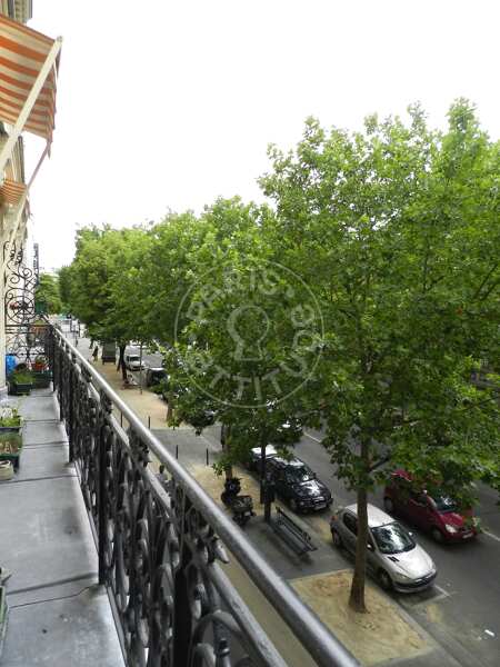 Balcón Piso amueblado - 79m²  - 2 dormitorios - Nation - París