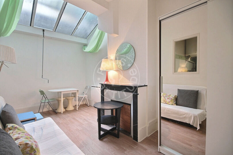 Estudio amueblado - París 75009 - 8788