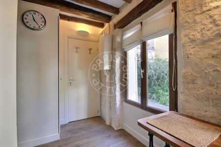 Eingangsbereich Möblierte studio - 20m²  - Batignolles - Paris