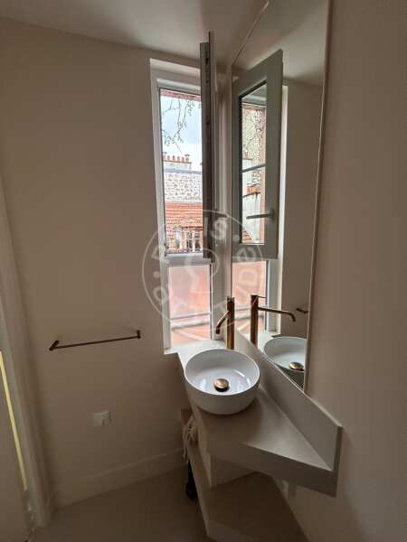 Casa de banho Studio mobilado - 46m²  - Oberkampf - Paris