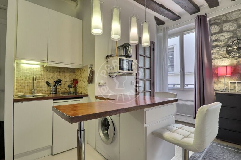 Monolocale arredato - Parigi 75003 - 8851