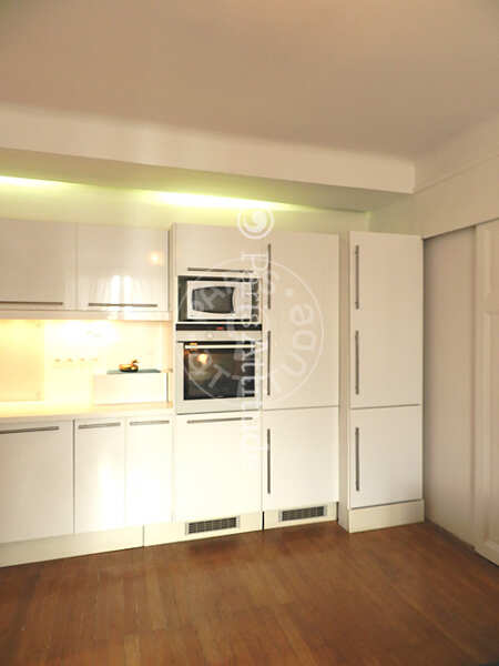 Kitchen Furnished apartment - 55m²  - 2 bedrooms - Bourse - Paris