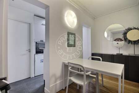 Comedor Piso amueblado - 60m²  - 2 dormitorios - Canal Saint-Martin - París