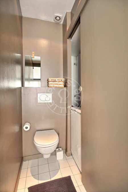 Toilet Furnished studio - 42m²  - Miromesnil - Paris