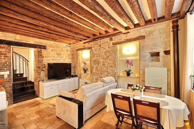 Living room - Furnished 2 bedrooms - Paris 75001 - 9127