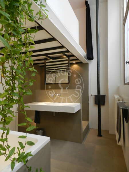 Casa de banho Apartamento mobilado - 90m²  - 2 quartos - Faubourg Saint-Martin - Paris