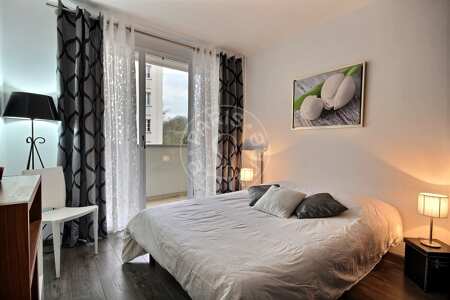 Bedroom Furnished apartment - 40m²  - 1 bedroom - Père Lachaise - Paris