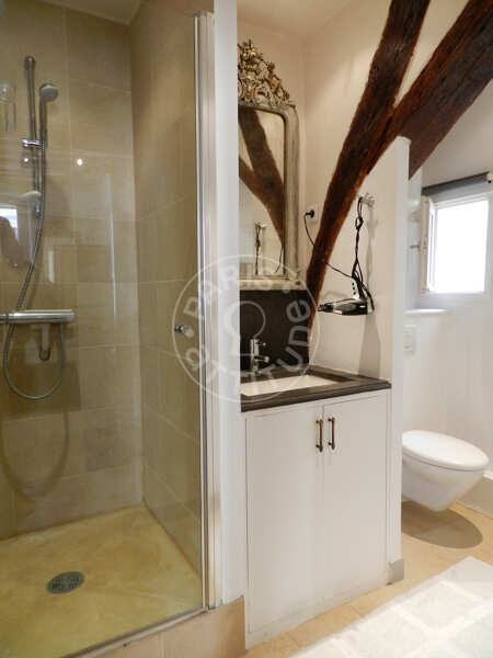 Bathroom Furnished apartment - 71m²  - 2 bedrooms - Ile Saint-Louis - Paris