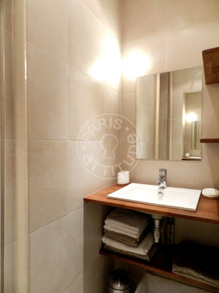 Casa de banho Quitinete mobilado - 34m²  - Neuilly-sur-Seine