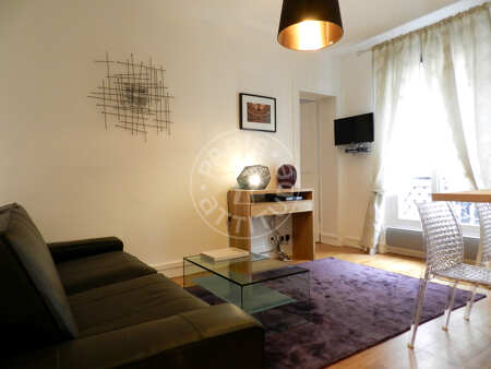 Salon Appartement meublé - 30m²  - 1 chambre - Oberkampf - Paris