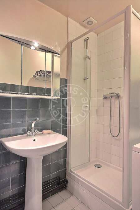 Badezimmer Möblierte studio - 28m²  - Latin / Saint-Michel - Paris