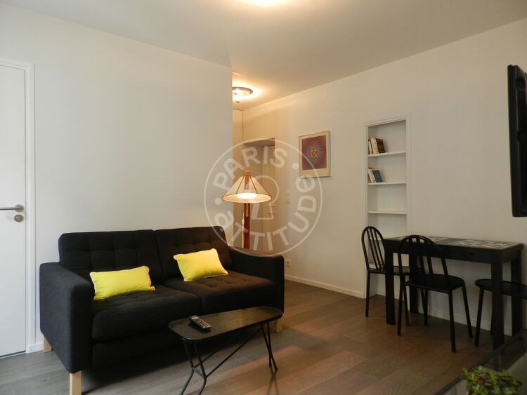 Salon - 1 chambre meublé - Paris 75007 - 9281