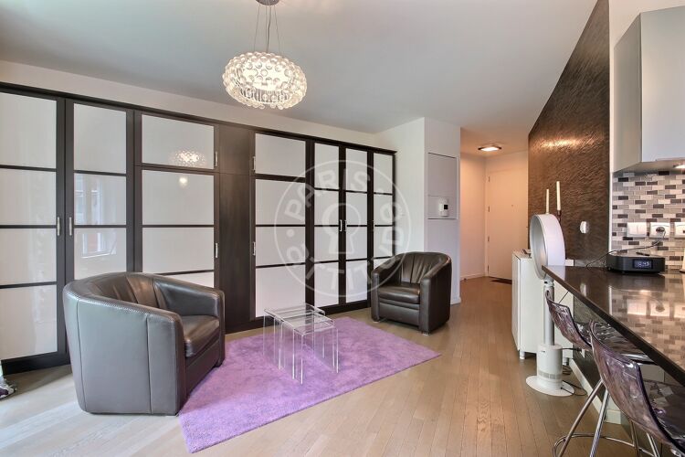 Salon - Studio meublé - Paris 75017 - 9310