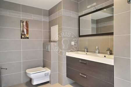 Salle de bain Studio meublé - 33m²  - Batignolles - Paris