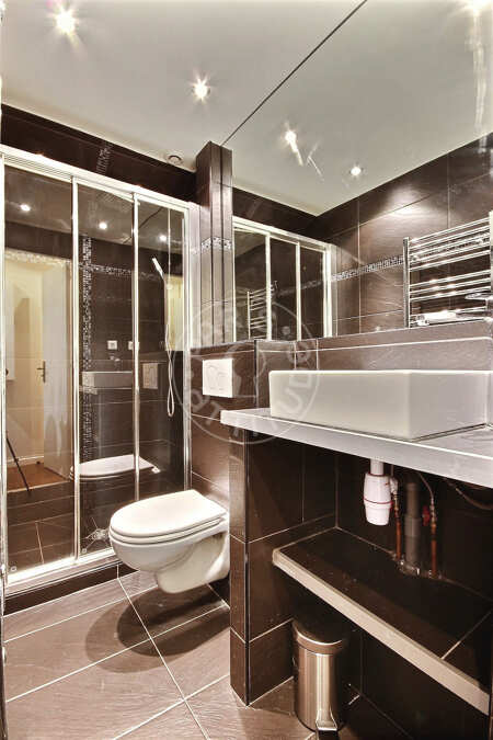 Salle de bain Studio alcove meublé - 40m²  - Saint Placide - Paris