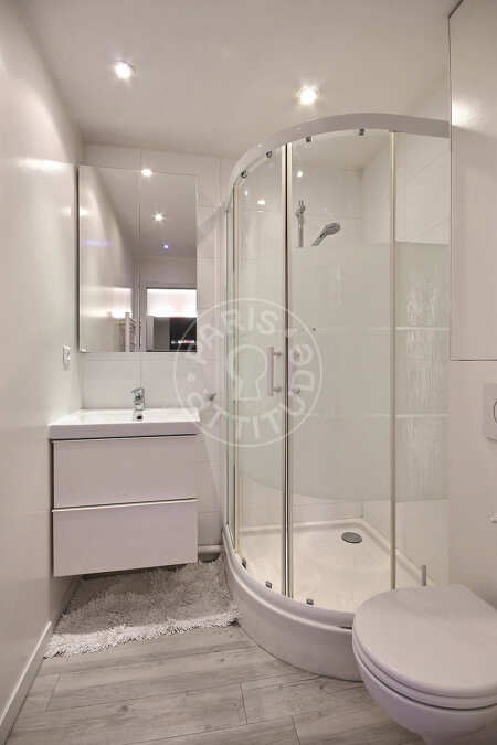 Casa de banho Apartamento mobilado - 28m²  - 1 quarto - Commerce - Paris