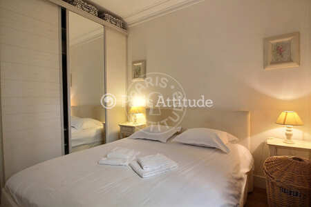 Bedroom Furnished apartment - 47m² - 1 bedroom - Convention - Paris