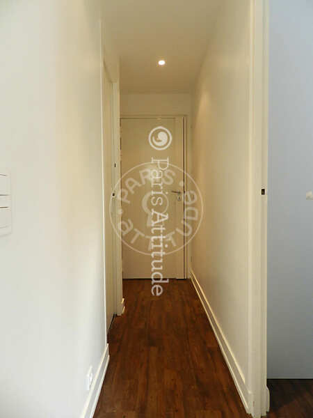 Entrance Furnished apartment - 35m²  - 1 bedroom - Saint-Lazare - Paris