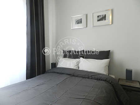Bedroom Furnished apartment - 35m²  - 1 bedroom - Saint-Lazare - Paris