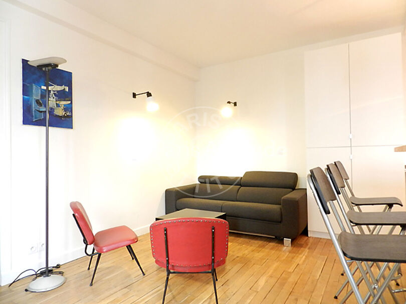 Quitinete mobiliado - Paris 75018 - 9379