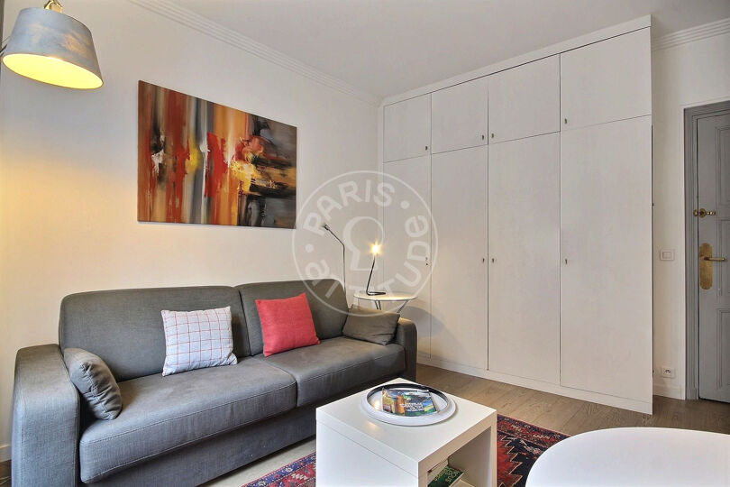 Estudio amueblado - París 75009 - 9447