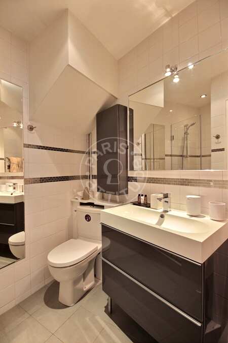 Salle de bain Appartement meublé - 79m²  - 2 chambres - Temple - Paris