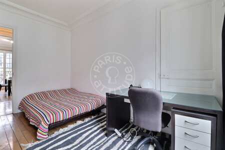 Quarto Apartamento mobilado - 82m²  - 2 quartos - Gare de l'Est / Gare du Nord - Paris