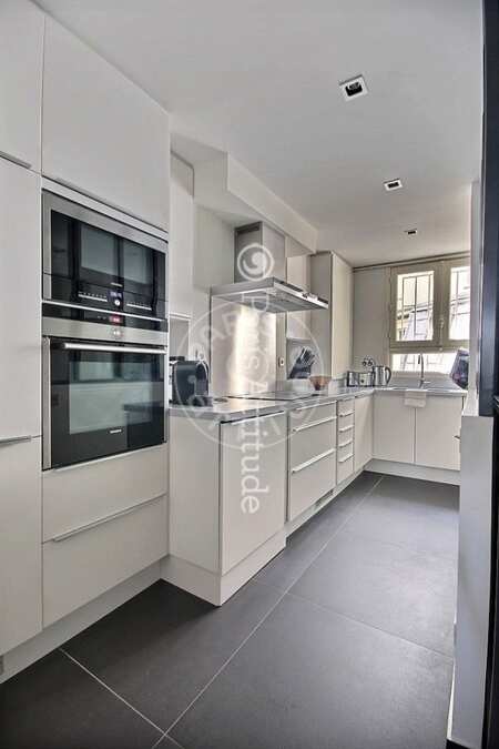 Cuisine Appartement meublé - 91m²  - 2 chambres - Invalides - Paris