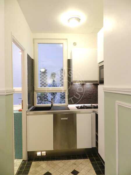 Kitchen Furnished apartment - 60m²  - 2 bedrooms - Strasbourg Saint-Denis - Paris