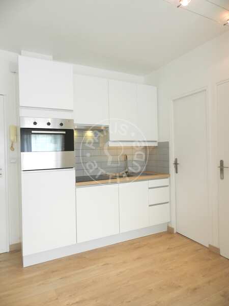 Kitchen Furnished apartment - 30m²  - 1 bedroom - La Muette / Bois de Boulogne - Paris