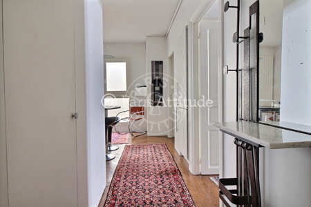 Entrance Furnished apartment - 82m²  - 2 bedrooms - Victor Hugo - Paris