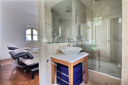 Bathroom Furnished apartment - 82m²  - 2 bedrooms - Victor Hugo - Paris