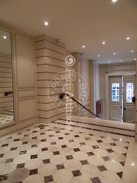 undefined Furnished apartment - 82m²  - 2 bedrooms - Victor Hugo - Paris