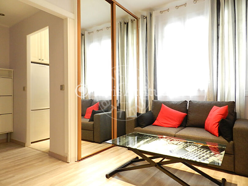 Furnished studio - Paris 75017 - 9638