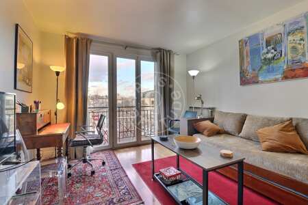 Living room Furnished studio - 32m²  - Gare de l'Est / Gare du Nord - Paris