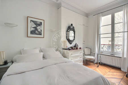 Bedroom Furnished apartment - 67m²  - 1 bedroom - Jardin du Luxembourg - Paris