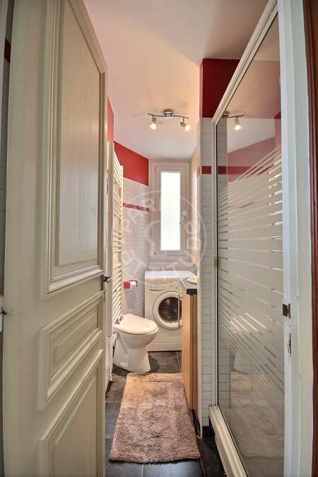 Salle de bain Appartement meublé - 30m²  - 1 chambre - Oberkampf - Paris