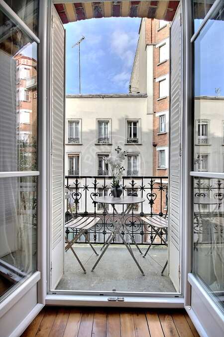 Balcone Appartamento arredato - 49m²  - 2 locali - Montmartre / Place des Abbesses - Parigi