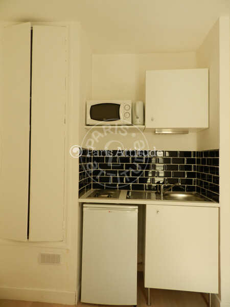 Cuisine Studio meublé - 14m²  - Tour Eiffel - Paris