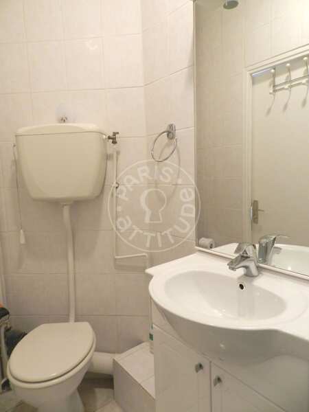 Casa de banho Quitinete mobilado - 18m²  - Porte de Versailles - Paris