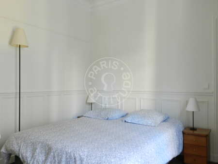 Bedroom Furnished apartment - 105m²  - 2 bedrooms - Montorgueil - Paris