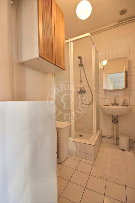 Bathroom Furnished apartment - 60m²  - 1 bedroom - Oberkampf - Paris