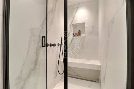 Salle de bain Appartement meublé - 119m²  - 3 chambres - Pasteur - Paris