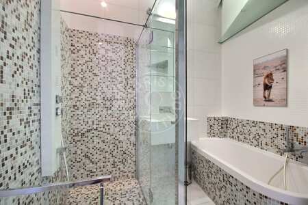 Casa de banho Apartamento mobilado - 132m²  - 3 quartos - Saint-Germain - Paris
