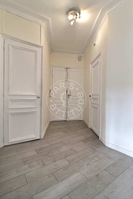 Entrada Apartamento mobilado - 83m²  - 3 quartos - Invalides - Paris