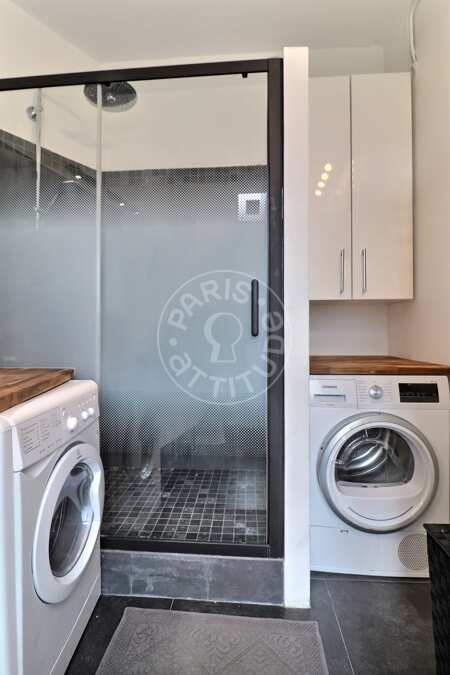 Casa de banho Apartamento mobilado - 83m²  - 3 quartos - Invalides - Paris