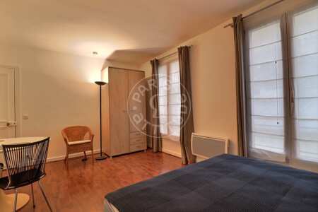 Salón Estudio amueblado - 26m²  - Tour Eiffel - París
