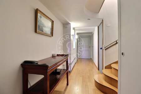 Eingangsbereich Möblierte maisonette - 126m²  - 3 Zimmer - Latin / Saint-Michel - Paris